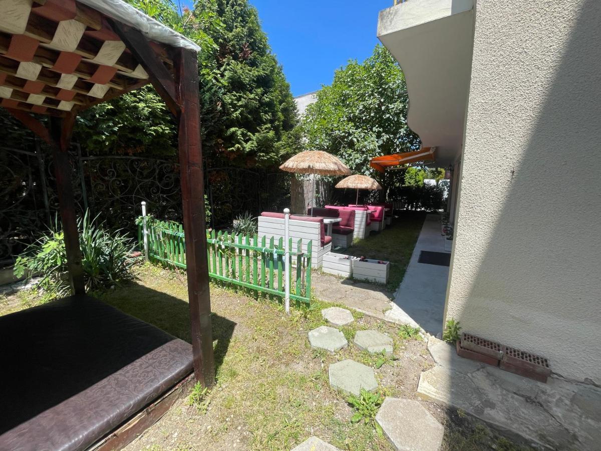 Family Hotel Aqua Ravda Exterior photo